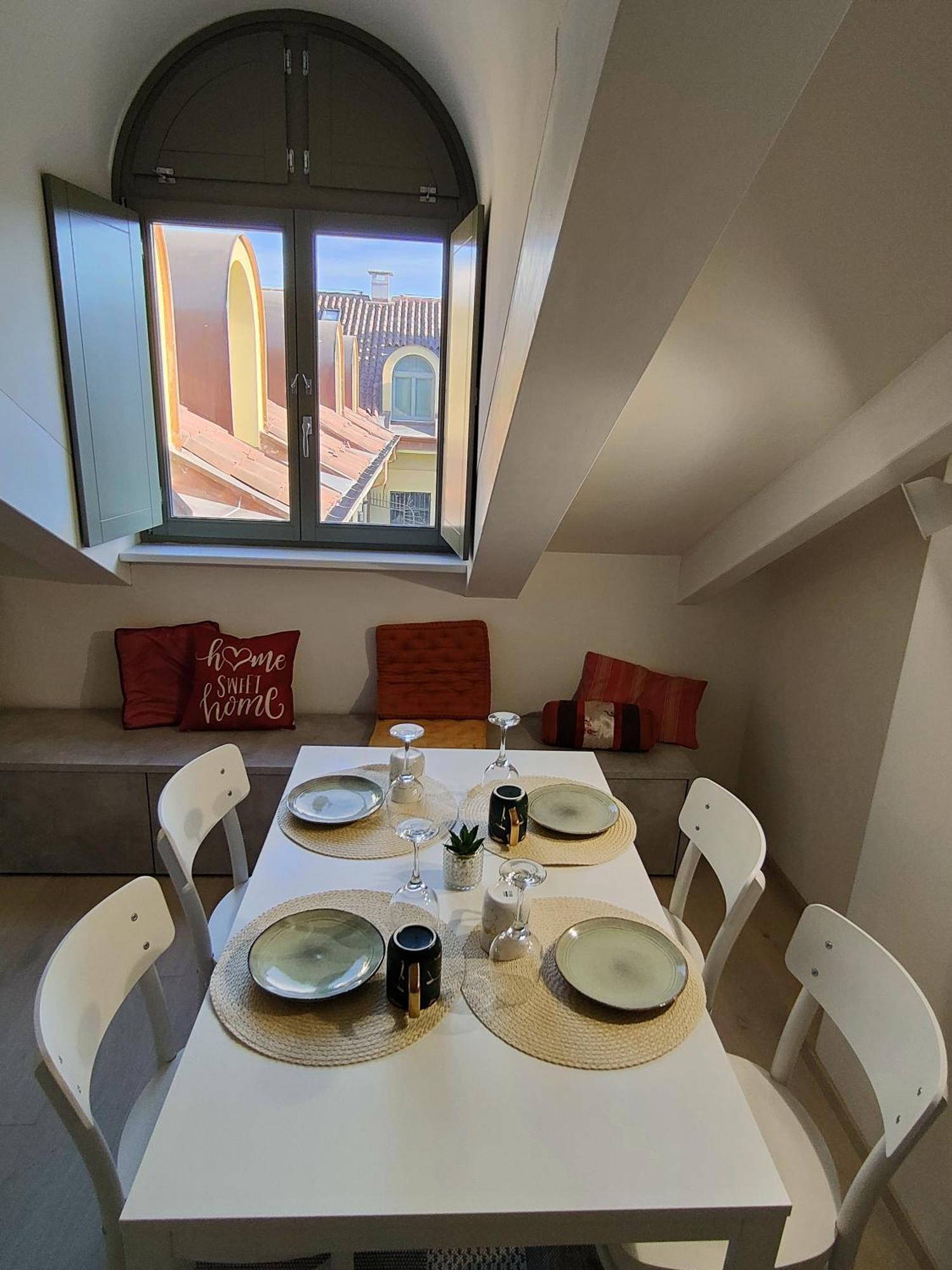 Mansarda Luxury: Lagrange Centro Apartment Turin Exterior photo
