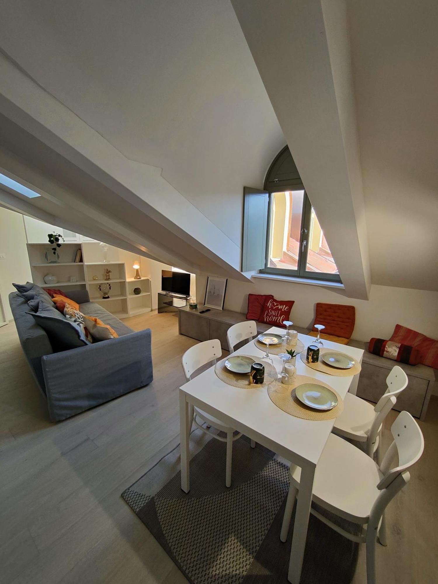 Mansarda Luxury: Lagrange Centro Apartment Turin Exterior photo
